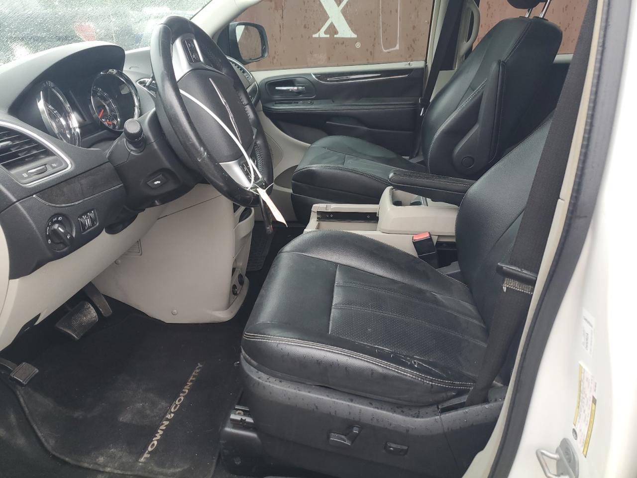 2012 Chrysler Town & Country Touring VIN: 2C4RC1BG8CR213318 Lot: 63806994