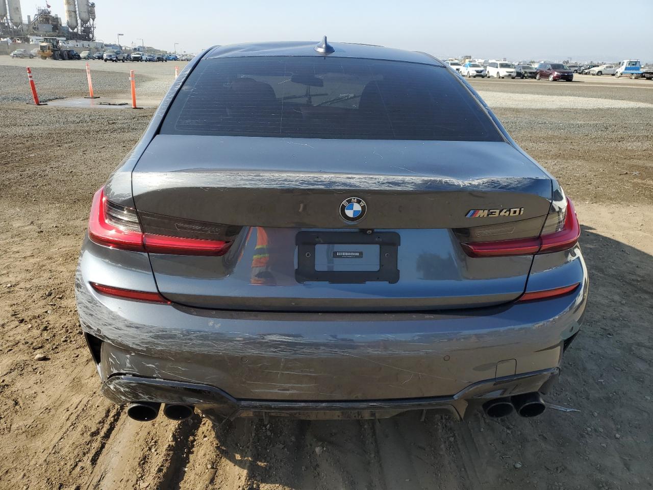 3MW5U7J06L8B31152 BMW M3 40I 6