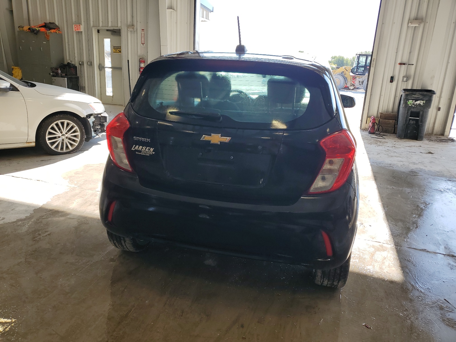 2017 Chevrolet Spark Ls vin: KL8CB6SAXHC783251