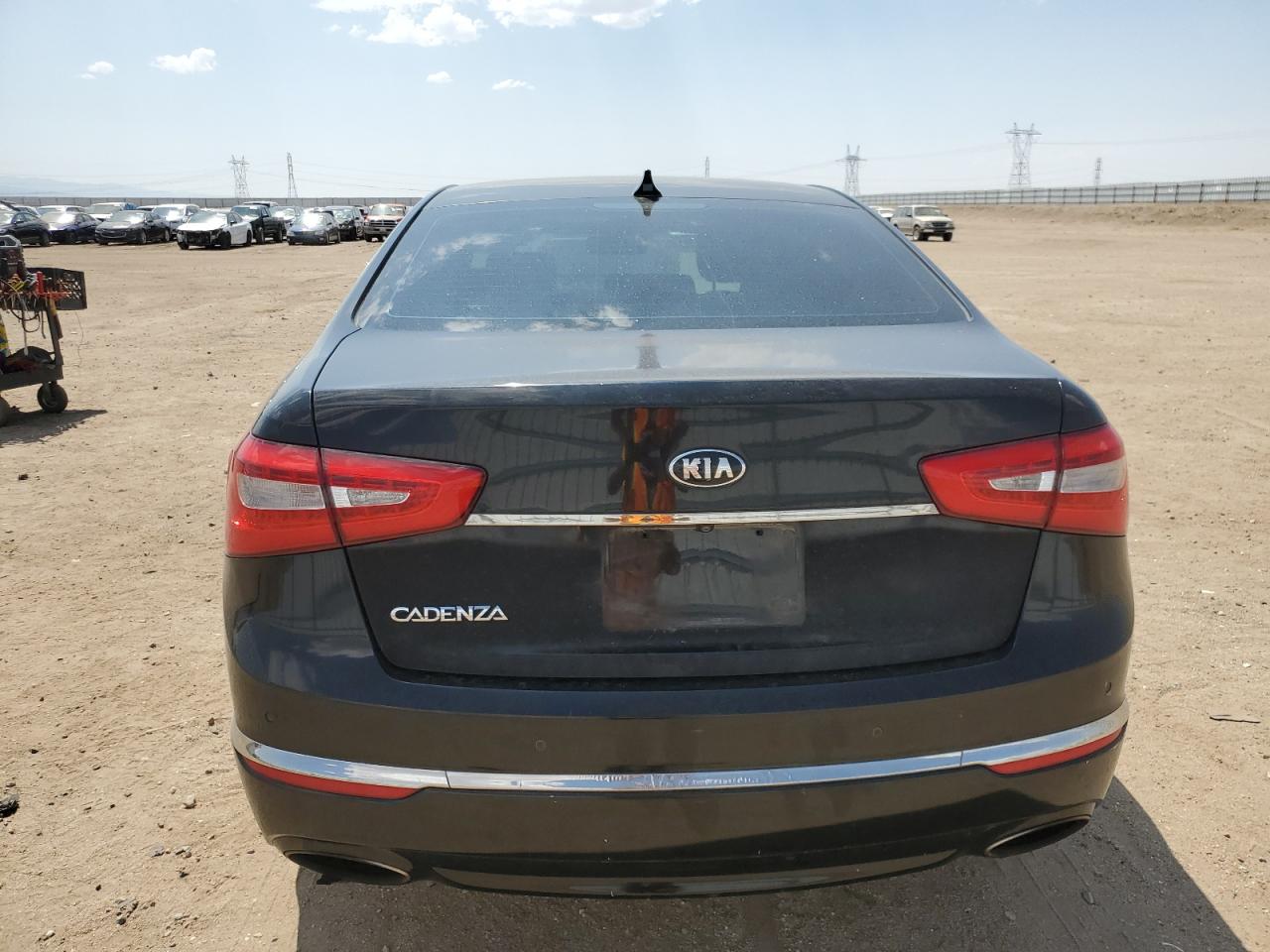 2015 Kia Cadenza Premium VIN: KNALN4D75F5174426 Lot: 65013104