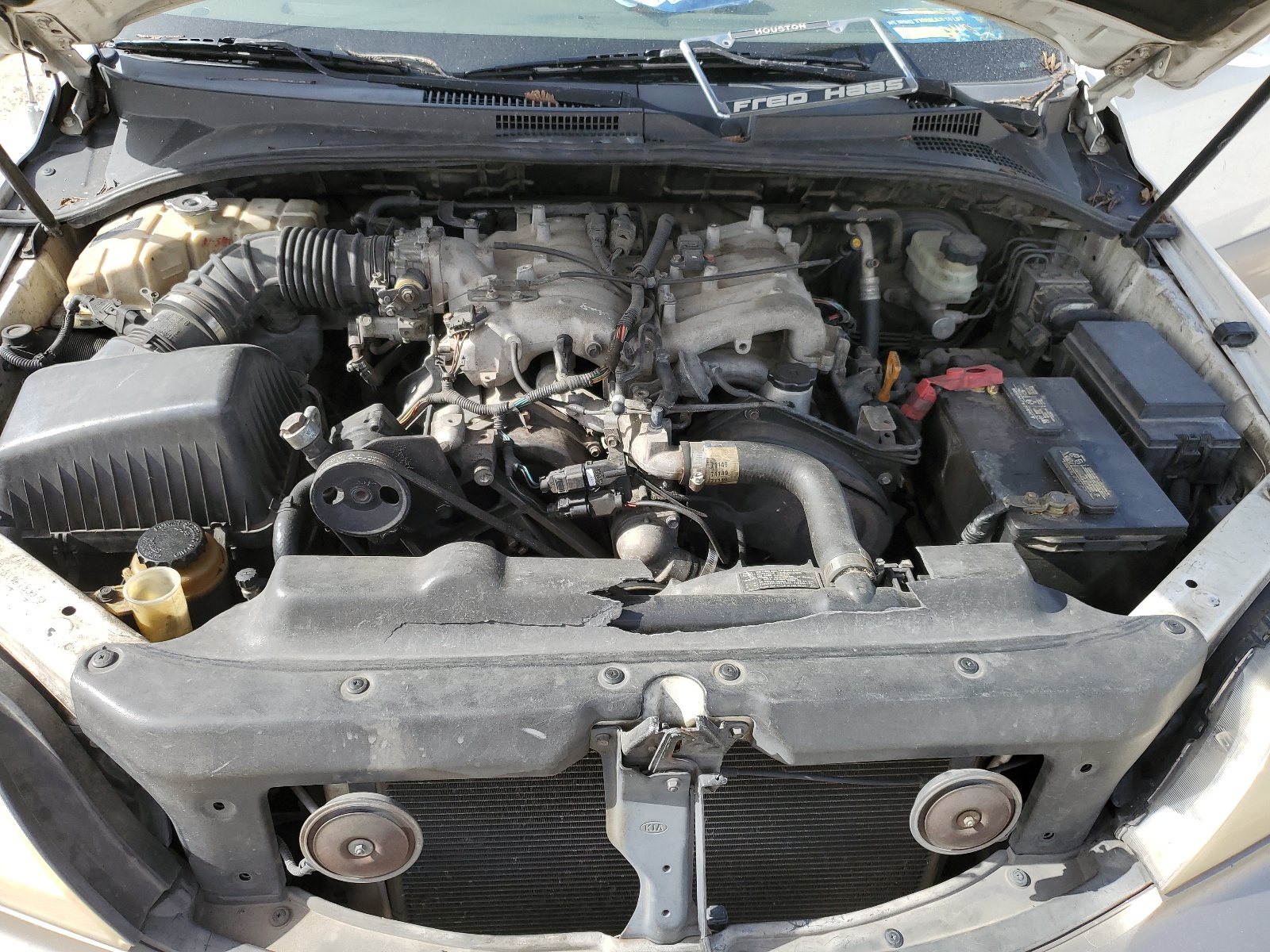 KNDJD733X45183875 2004 Kia Sorento Ex