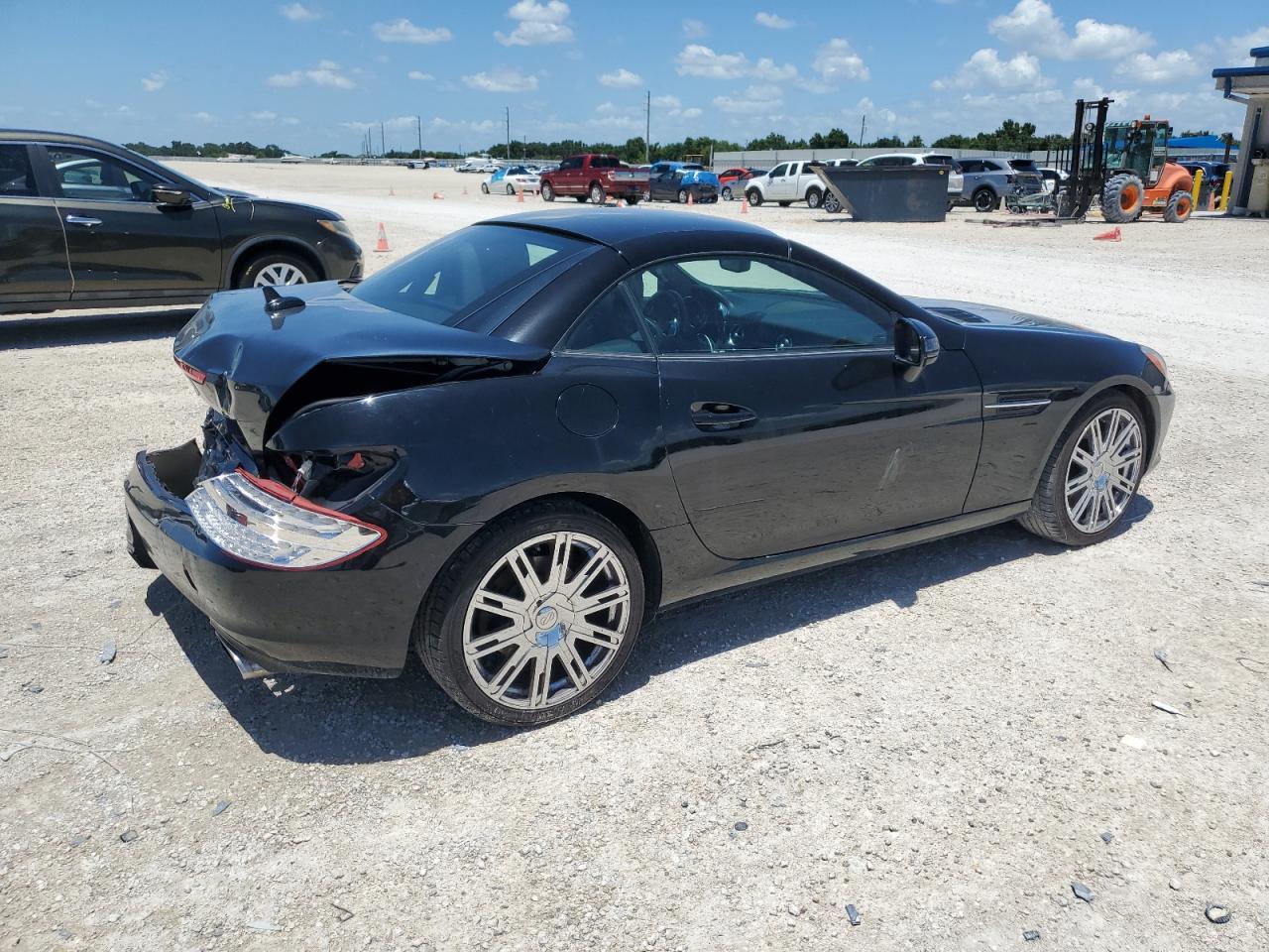 2012 Mercedes-Benz Slk 350 VIN: WDDPK5HA1CF008232 Lot: 63333004