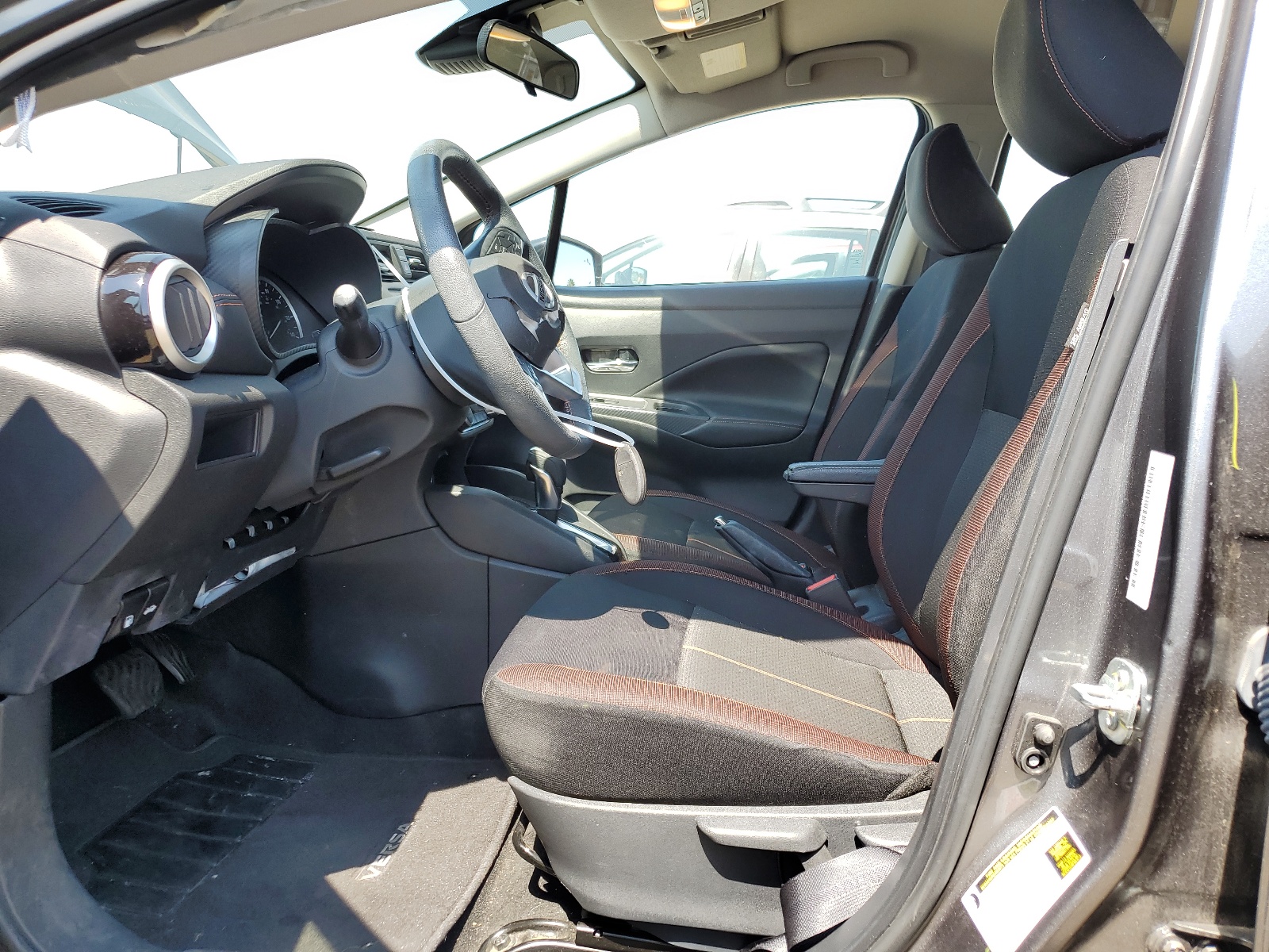 3N1CN8FV3NL852209 2022 Nissan Versa Sr