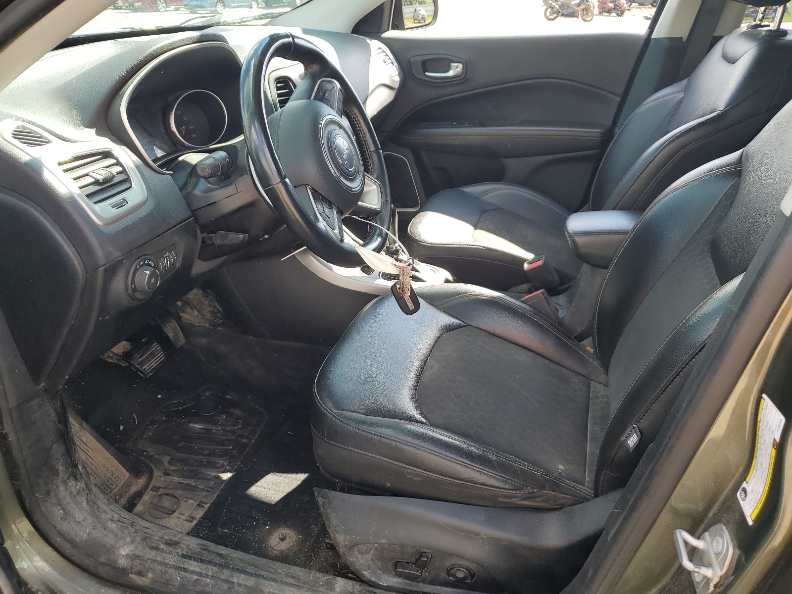 3C4NJDBB2JT192258 2018 Jeep Compass Latitude