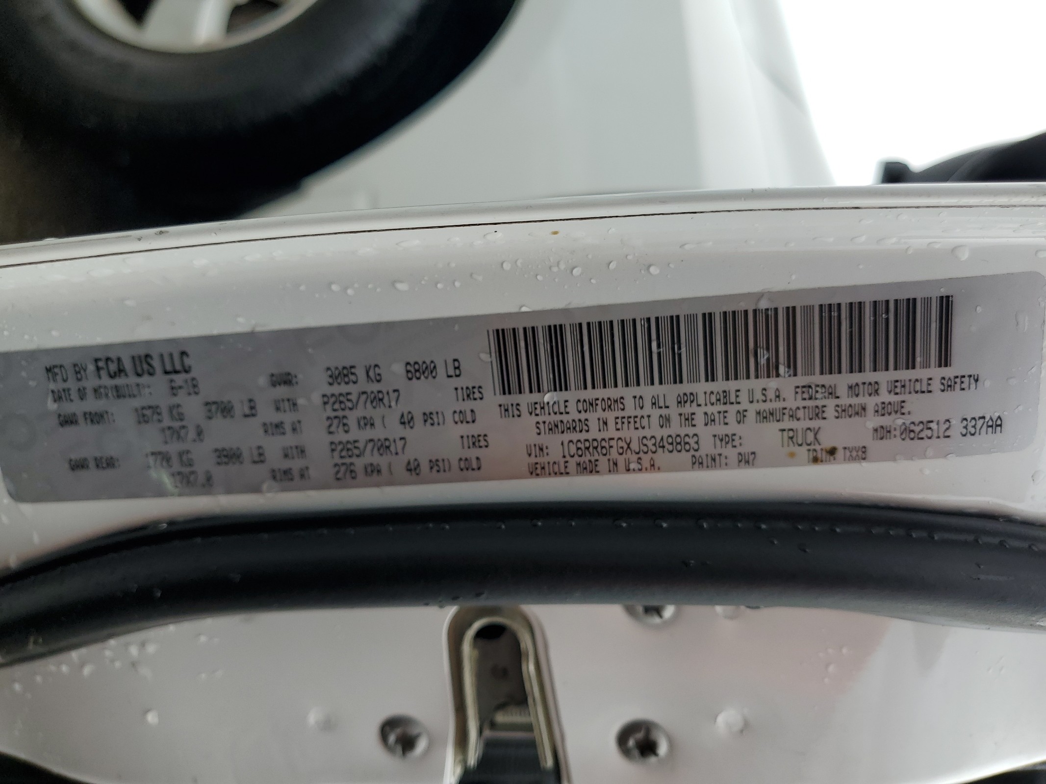 1C6RR6FGXJS349863 2018 Ram 1500 St