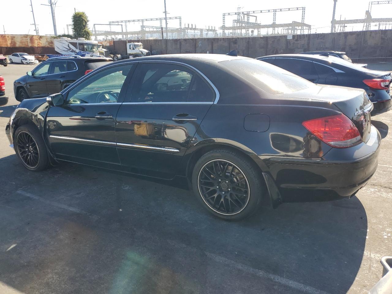 2005 Acura Rl VIN: JH4KB165X5C001902 Lot: 65640344