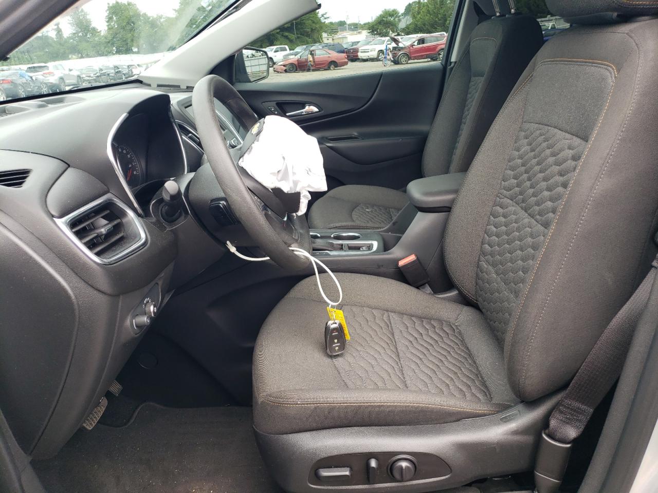 2020 Chevrolet Equinox Lt VIN: 3GNAXKEV0LS646031 Lot: 64374374