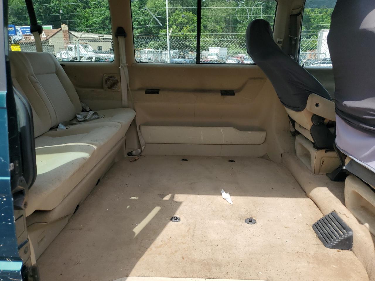 1999 Volkswagen Eurovan Gls VIN: WV2KH2701XH121863 Lot: 64811754