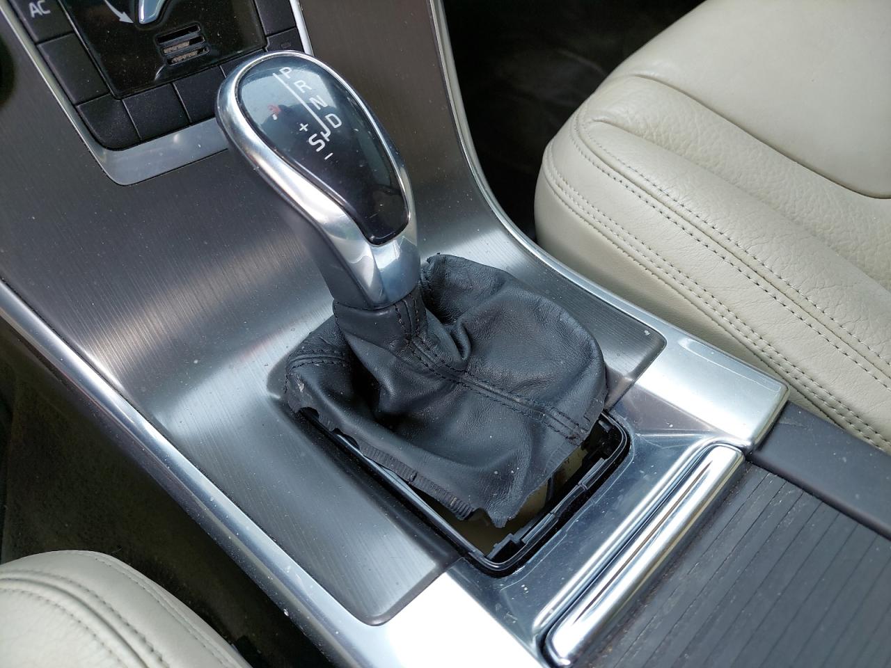 YV147HDZ7E2547292 - 2014 Volvo XC60 - #65093634