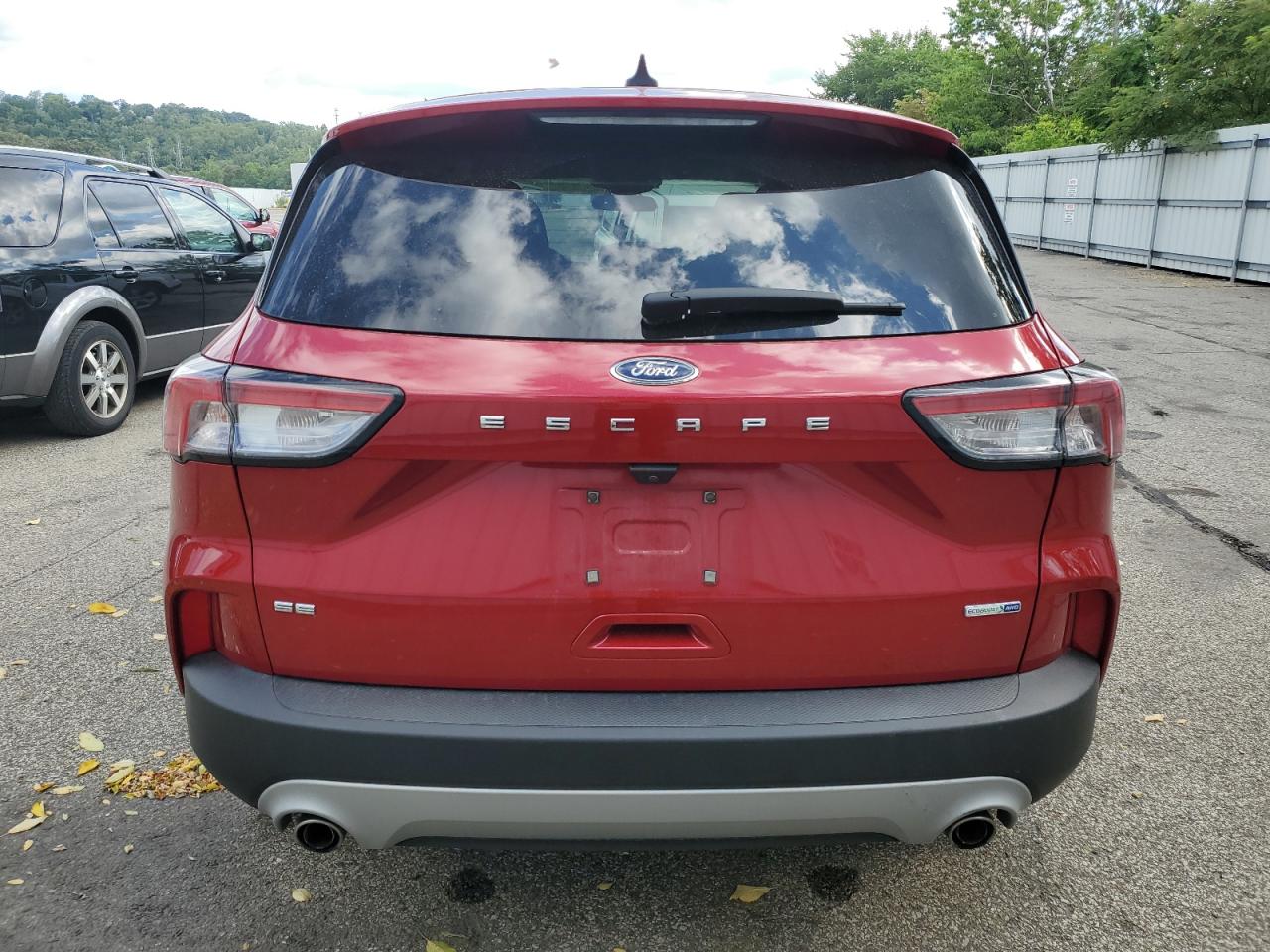 2020 Ford Escape Se VIN: 1FMCU9G64LUC18399 Lot: 62460394