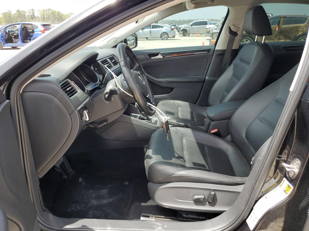 2017 Volkswagen Jetta Sel VIN: 3VWL17AJ5HM399875 Lot: 65660984