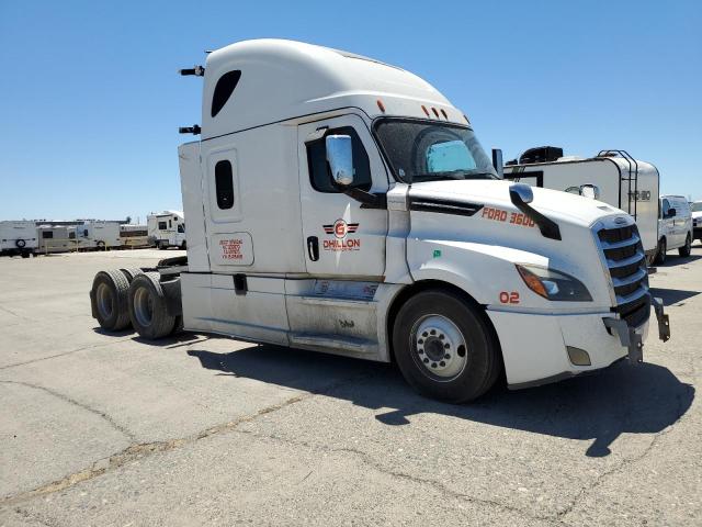 2018 Freightliner Cascadia 126 