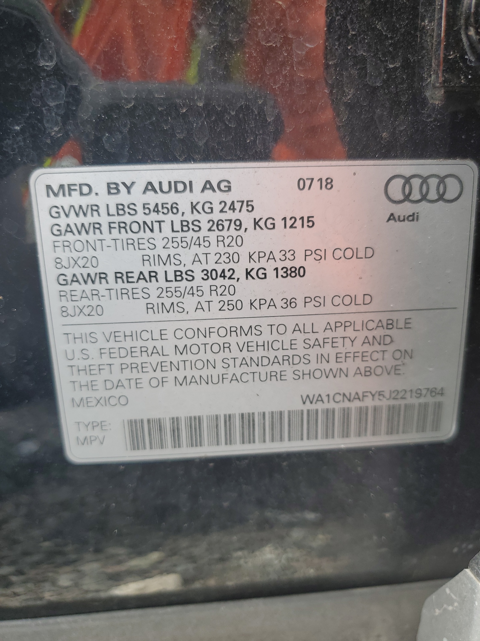 WA1CNAFY5J2219764 2018 Audi Q5 Prestige