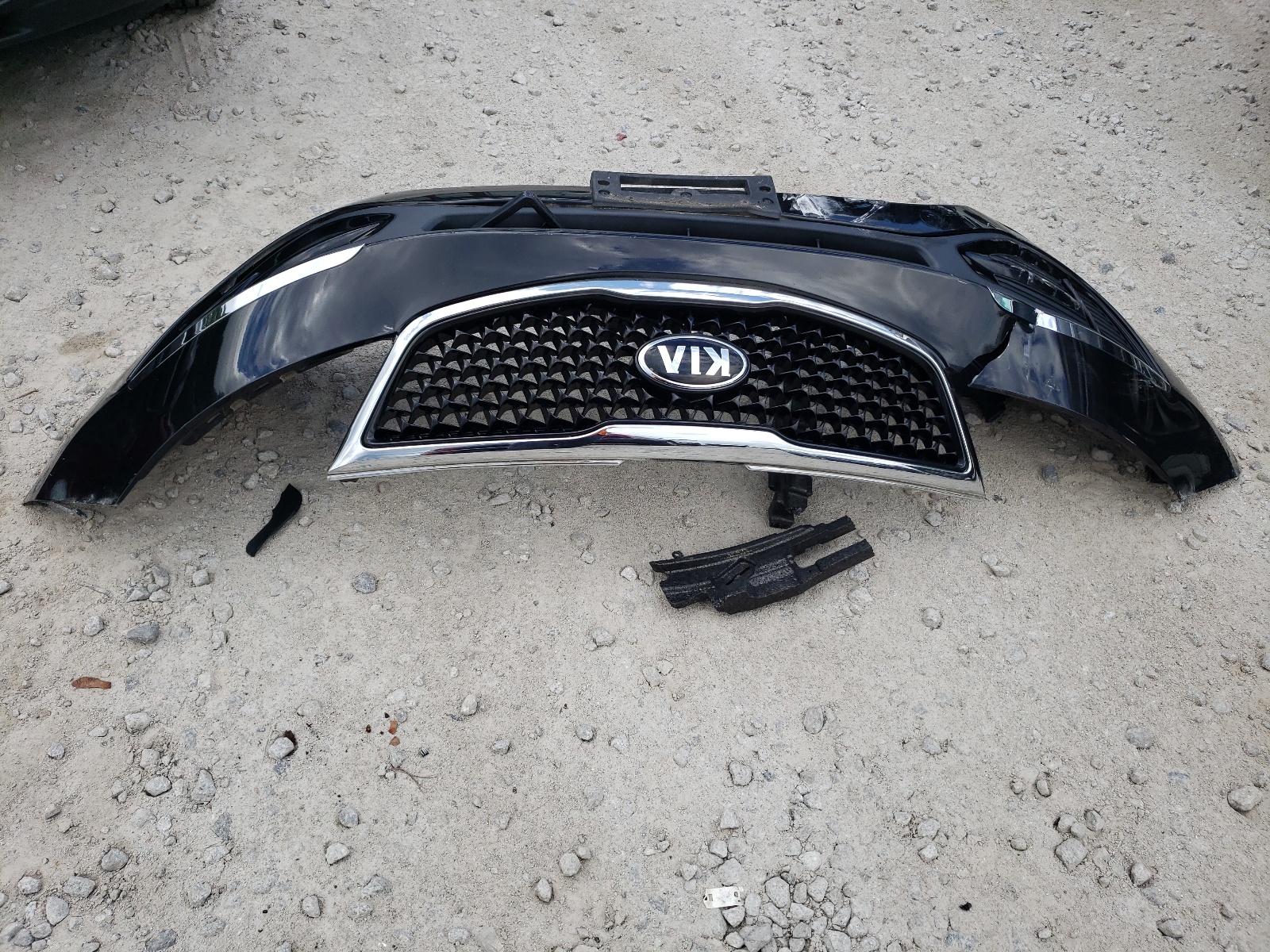 KNDPBCAC5F7770553 2015 Kia Sportage Lx