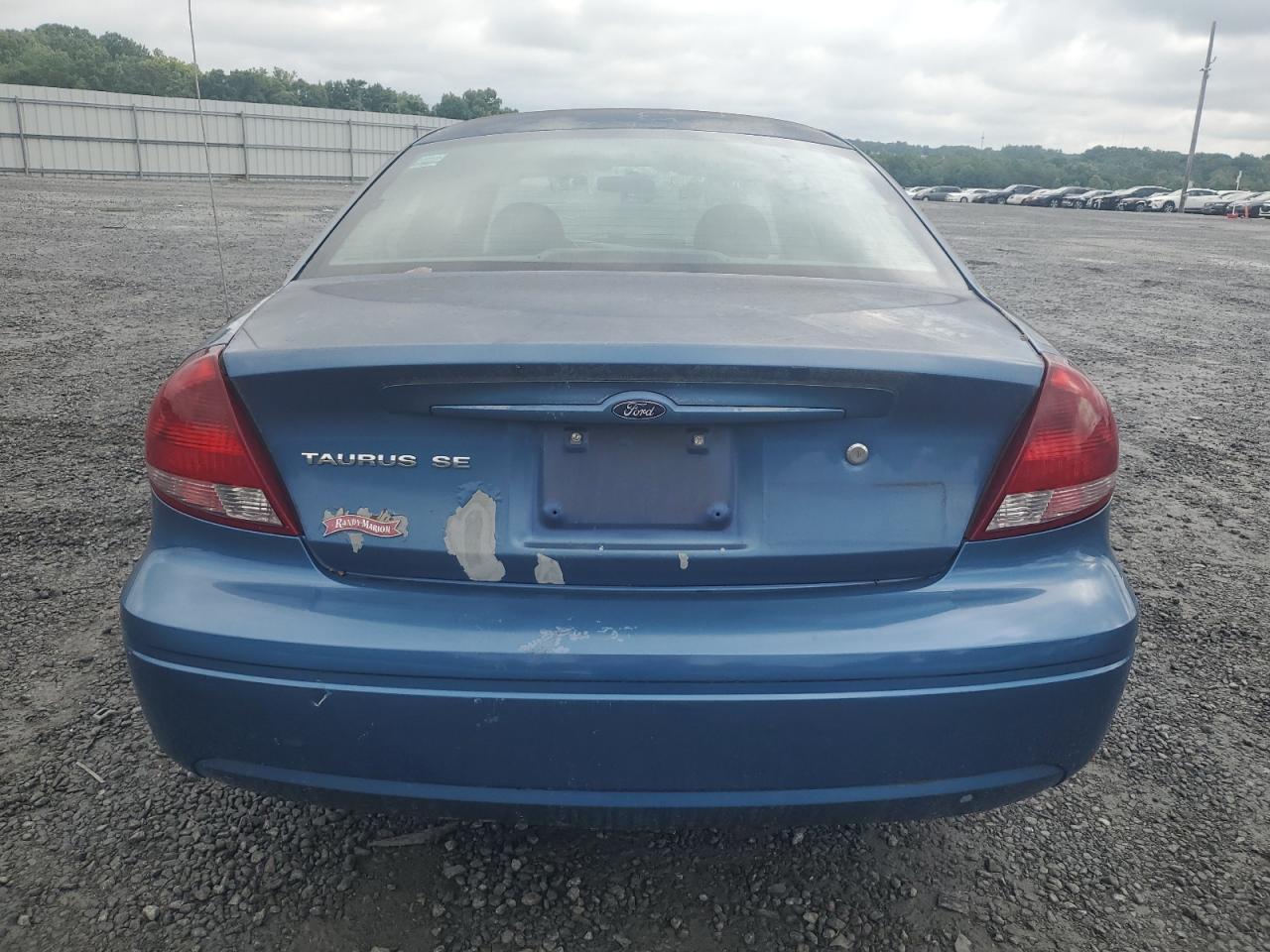 2004 Ford Taurus Se VIN: 1FAFP53U84A125593 Lot: 63113434