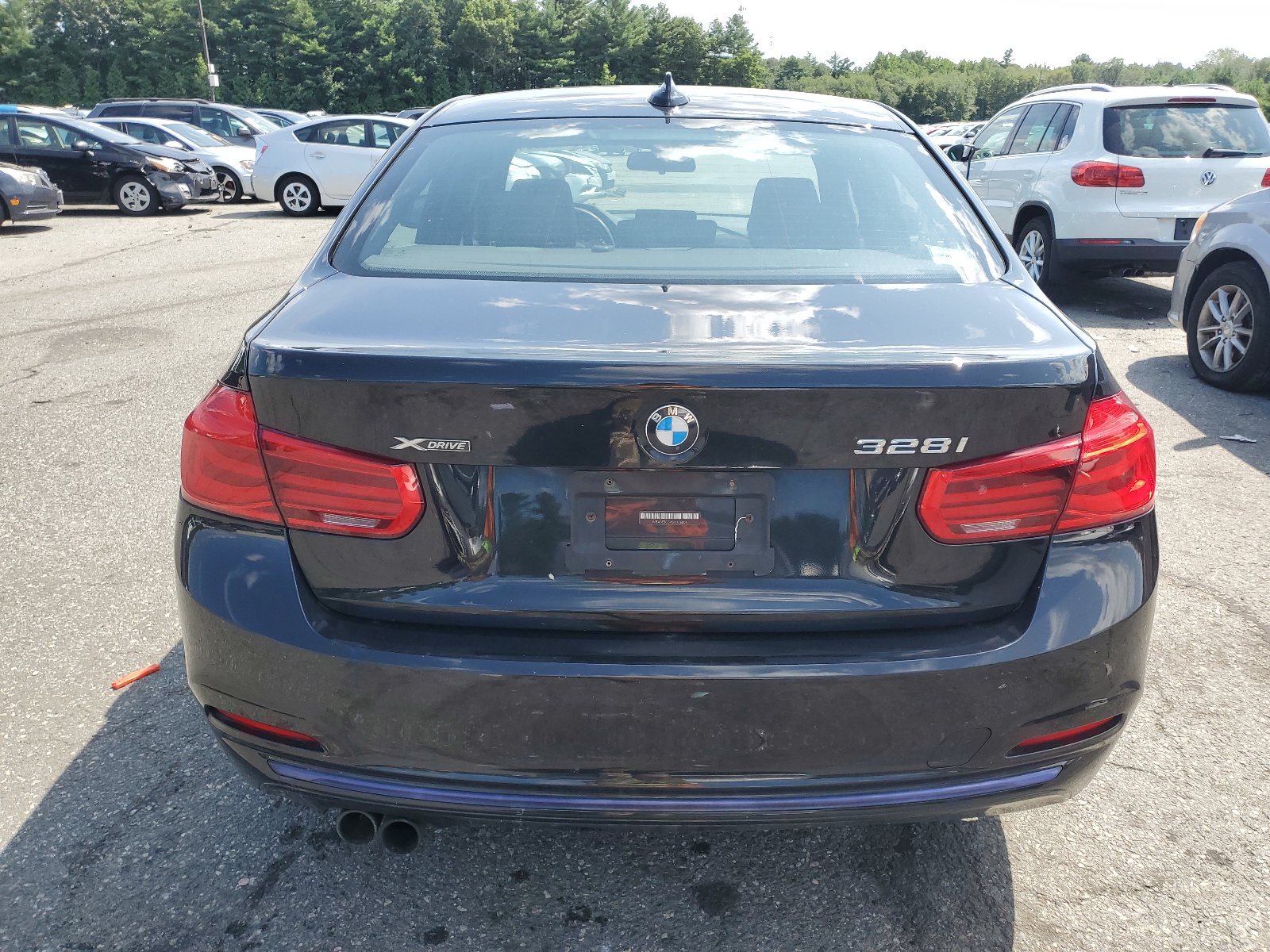 2016 BMW 328 Xi Sulev vin: WBA8E3G59GNT76004