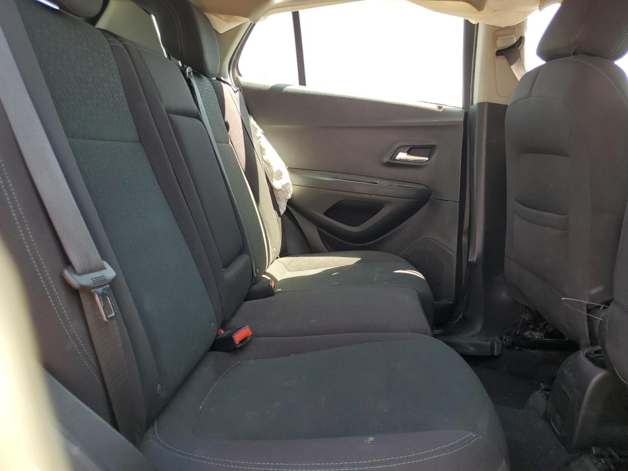 2016 Chevrolet Trax Ls VIN: KL7CJKSB2GB653347 Lot: 65670344