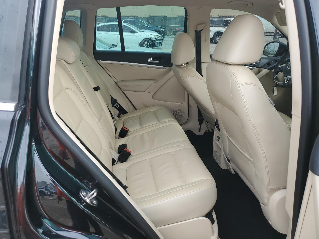 2013 Volkswagen Tiguan S VIN: WVGAV3AX9DW568992 Lot: 62851074