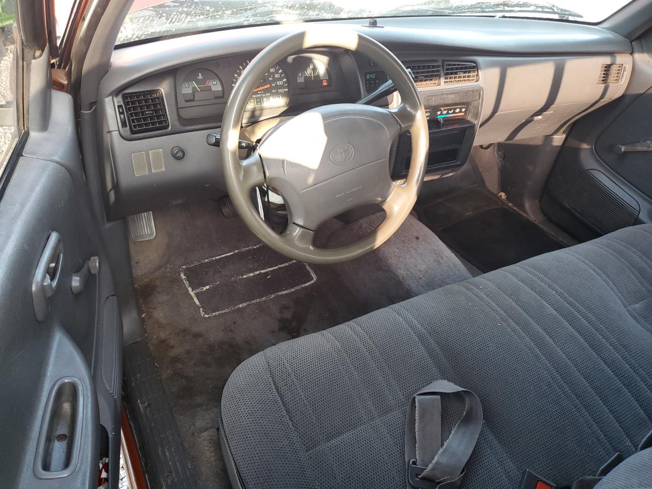 1994 Toyota T100 Dx VIN: JT4VD10A4R0018040 Lot: 63033634