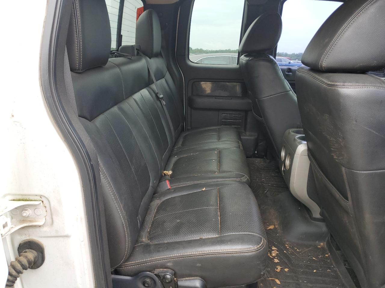 2010 Ford F150 Super Cab VIN: 1FTFX1EV1AKC00410 Lot: 63900334