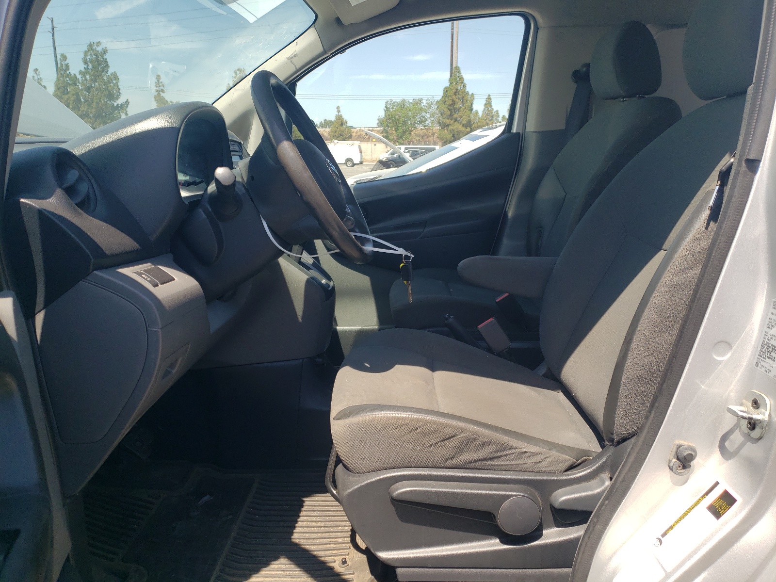 3N6CM0KN2GK693860 2016 Nissan Nv200 2.5S