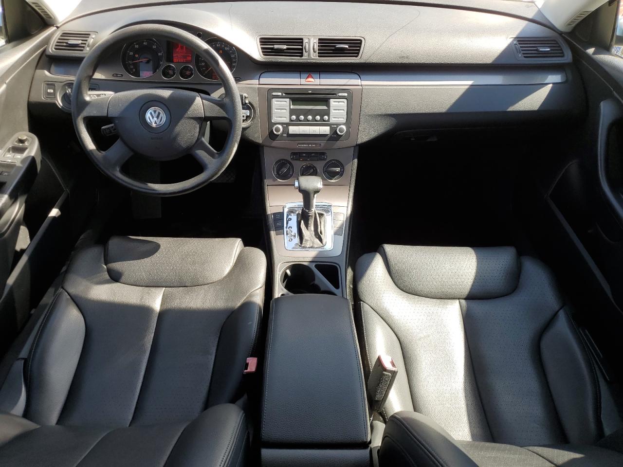 2008 Volkswagen Passat Wagon Turbo VIN: WVWXK73C28E225493 Lot: 62893664