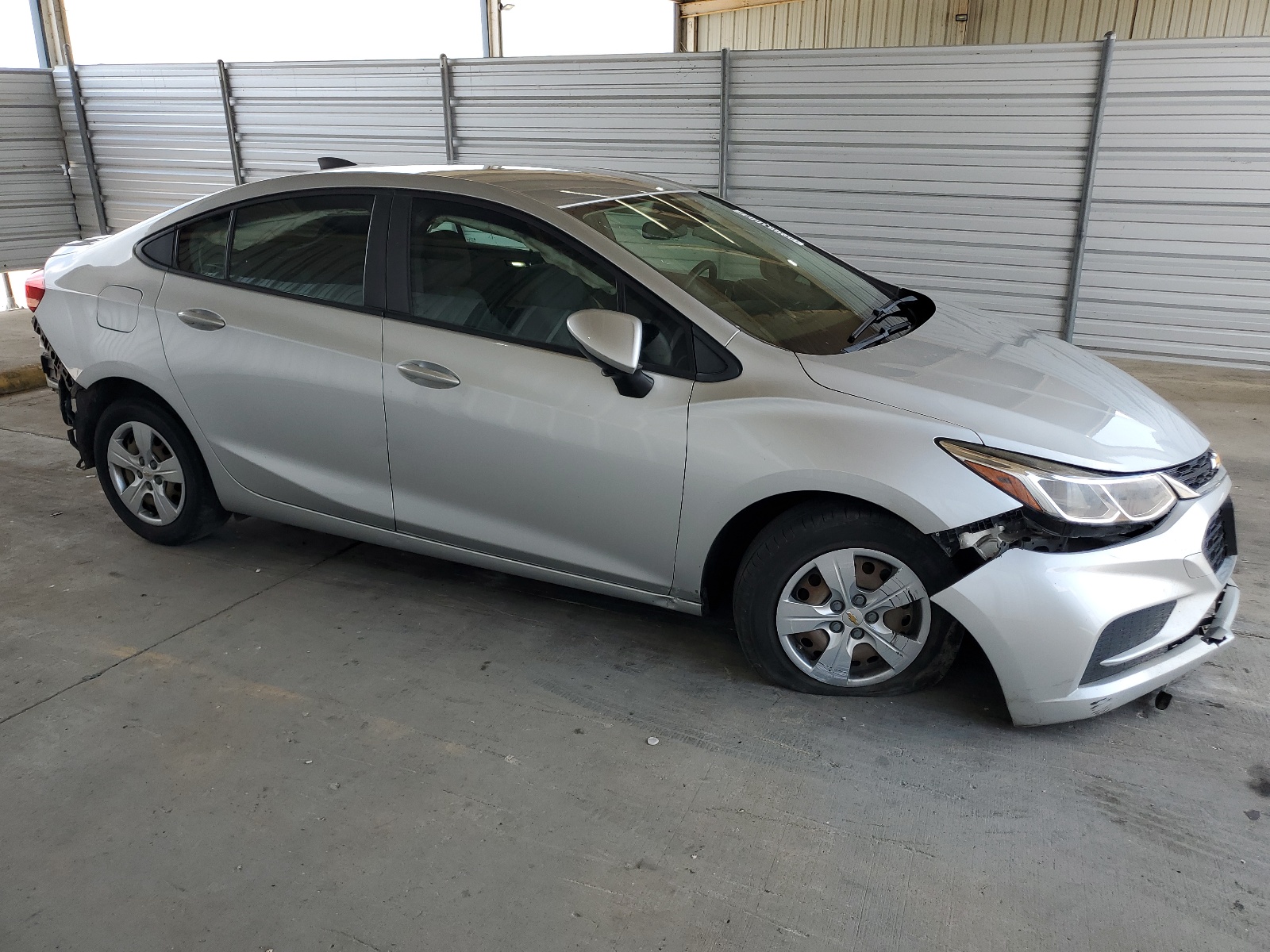 2018 Chevrolet Cruze Ls vin: 1G1BC5SM6J7191518