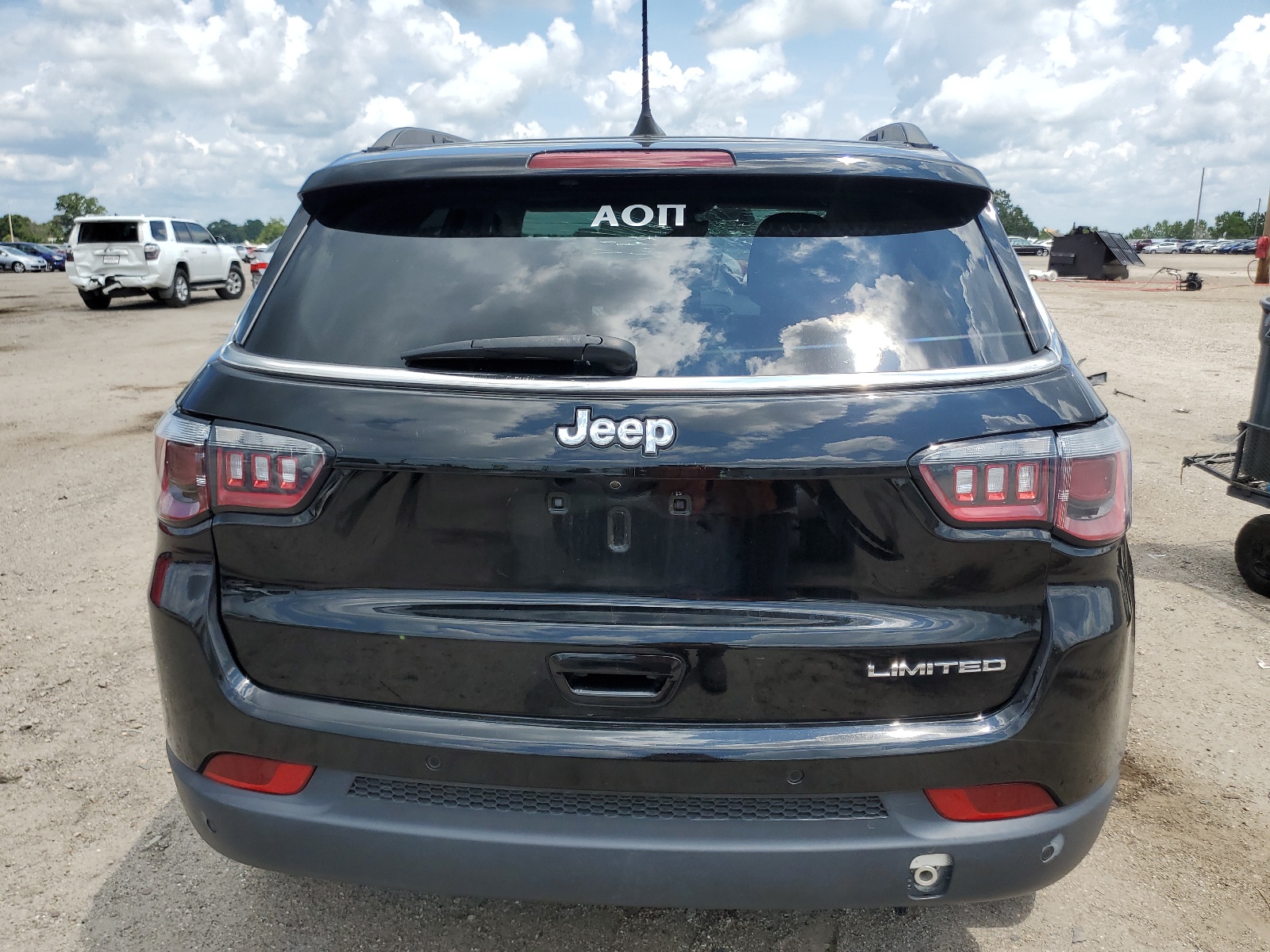 3C4NJCBB4LT235043 2020 Jeep Compass Latitude