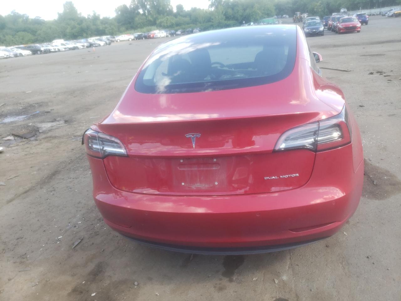 2018 Tesla Model 3 VIN: 5YJ3E1EB0JF064296 Lot: 63524774