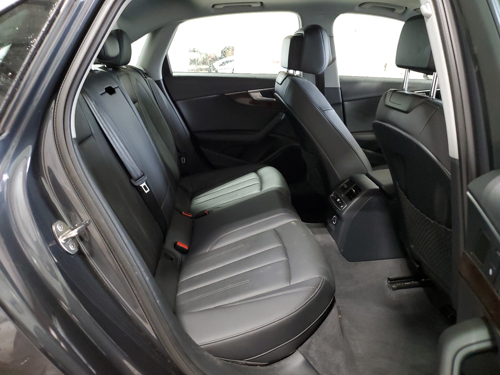 WAUENAF48JN016603 2018 Audi A4 Premium Plus