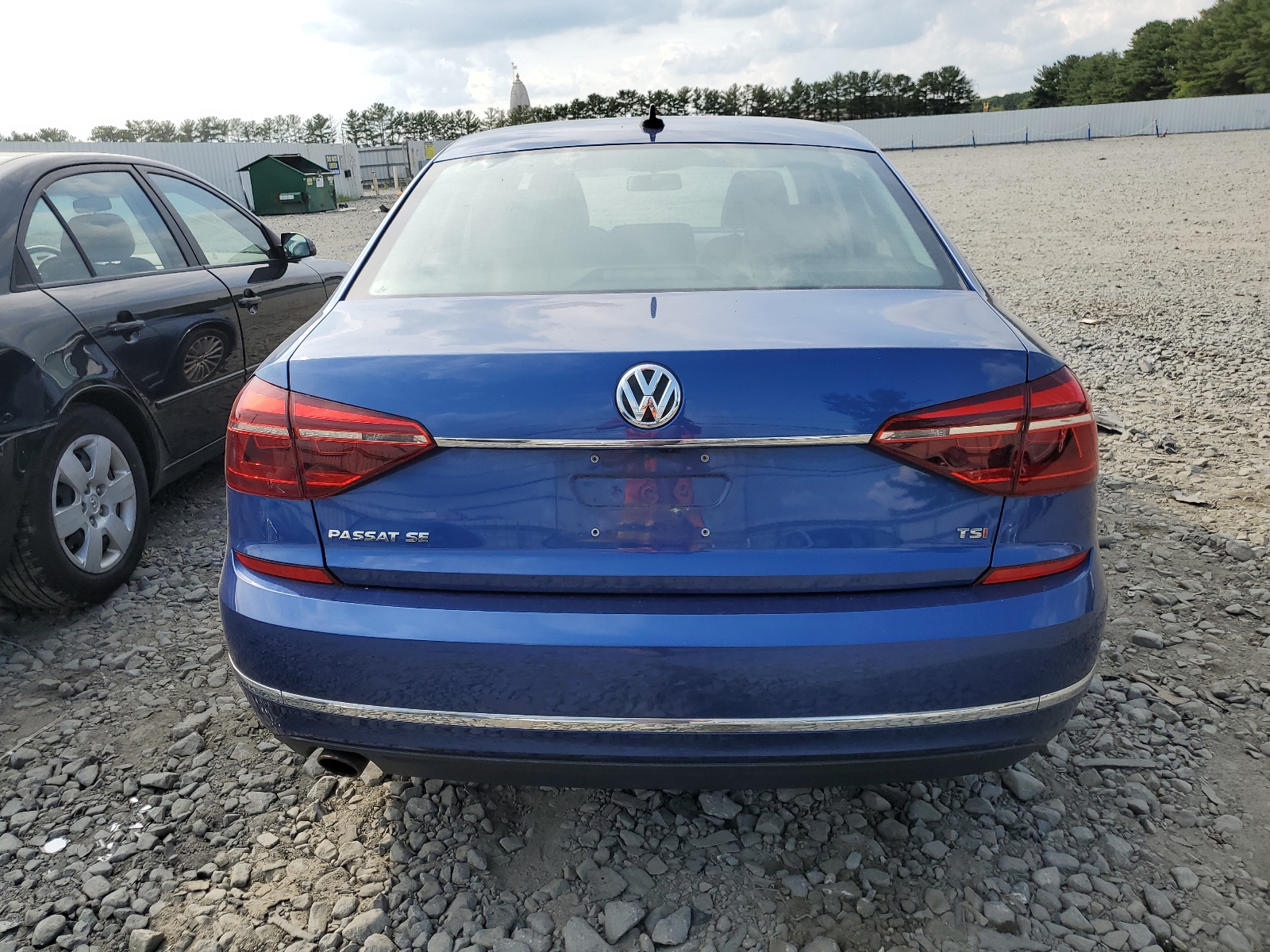 1VWBT7A30HC068615 2017 Volkswagen Passat Se