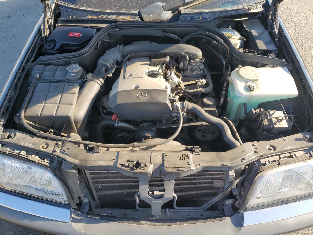 1998 Mercedes-Benz C 230 VIN: WDBHA23G9WA552893 Lot: 63493844