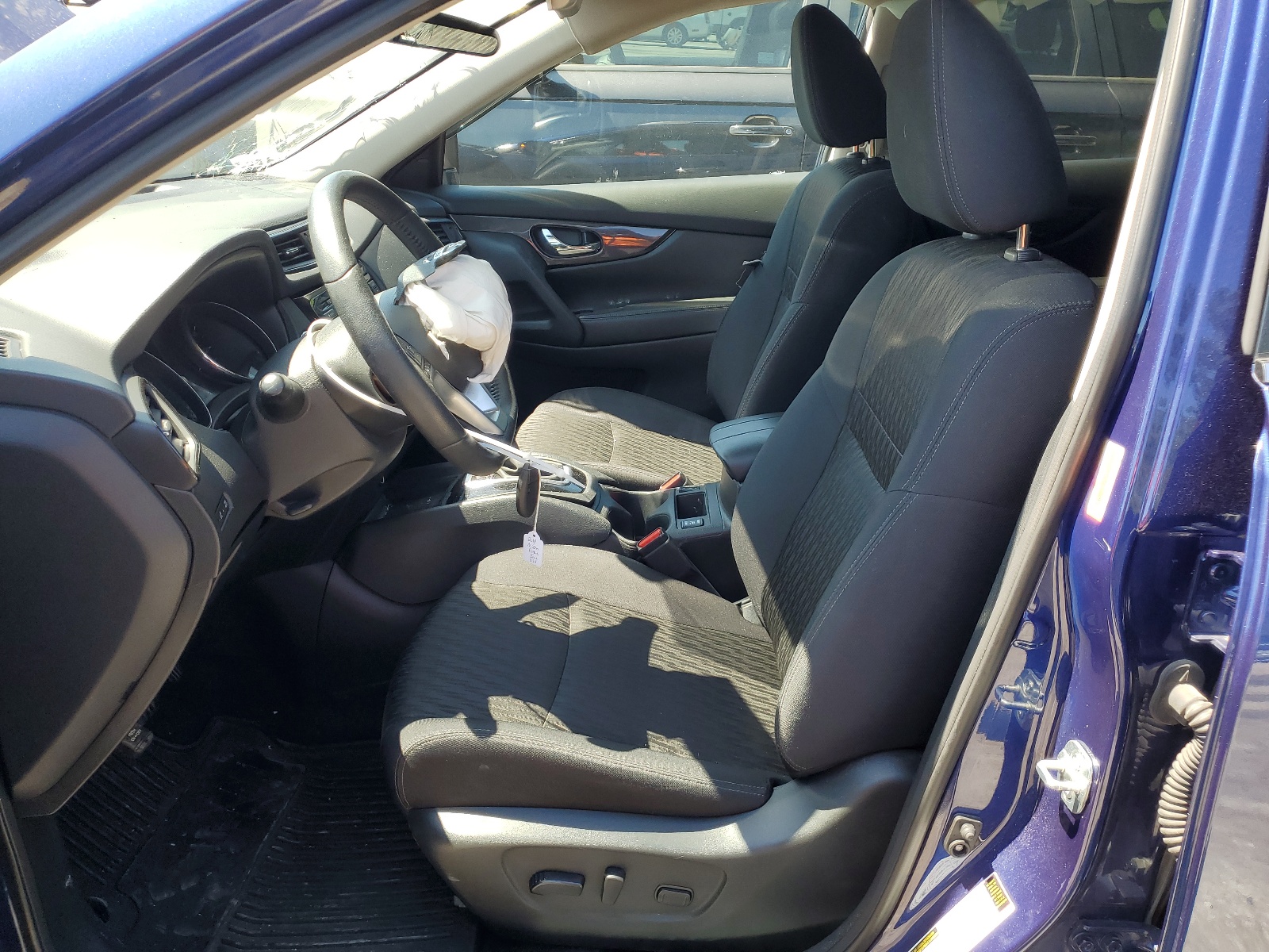 5N1AT2MT2KC708128 2019 Nissan Rogue S