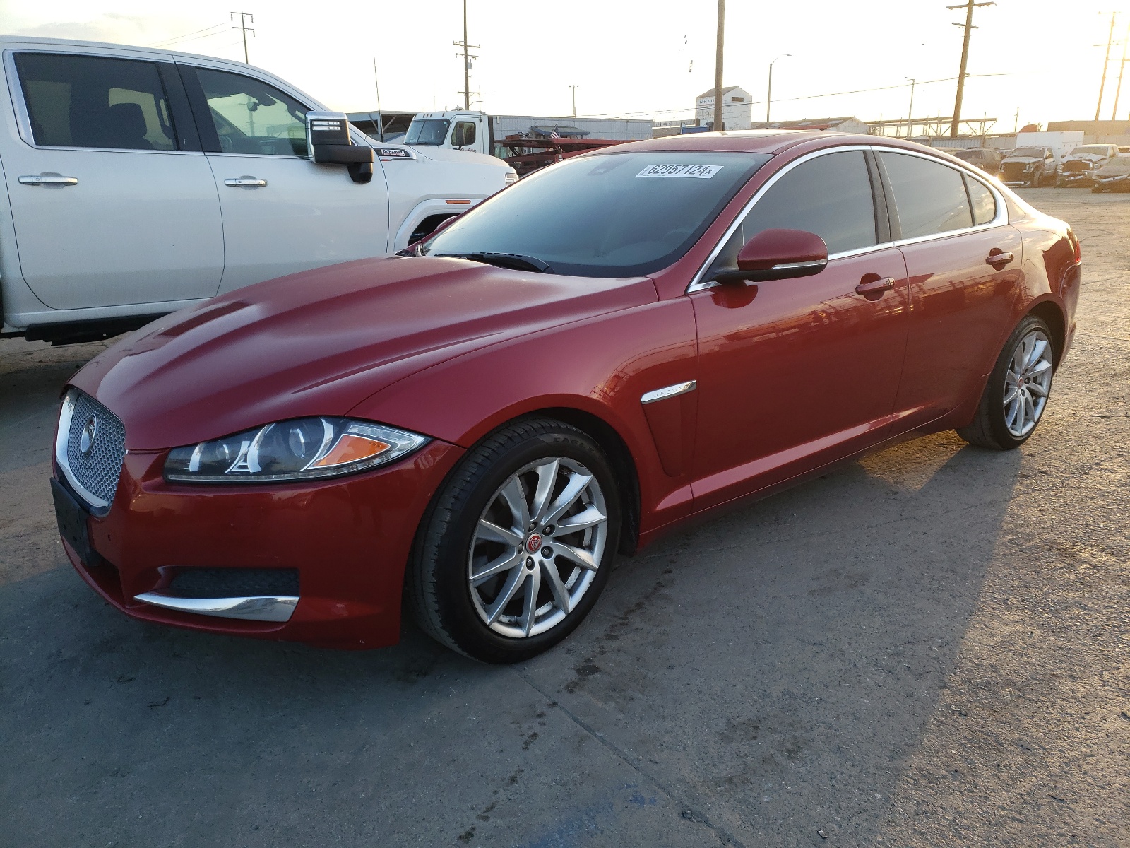 2015 Jaguar Xf 2.0T Premium vin: SAJWA0FSXFPU78654