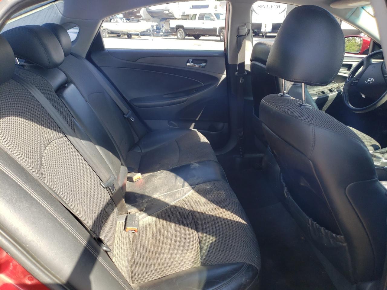 2012 Hyundai Sonata - Image 10
