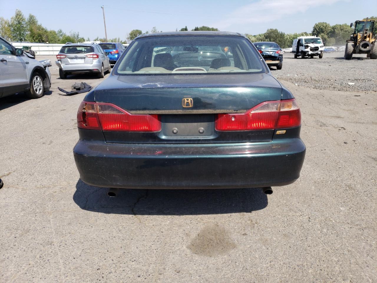 1HGCG1653YA077468 2000 Honda Accord Ex