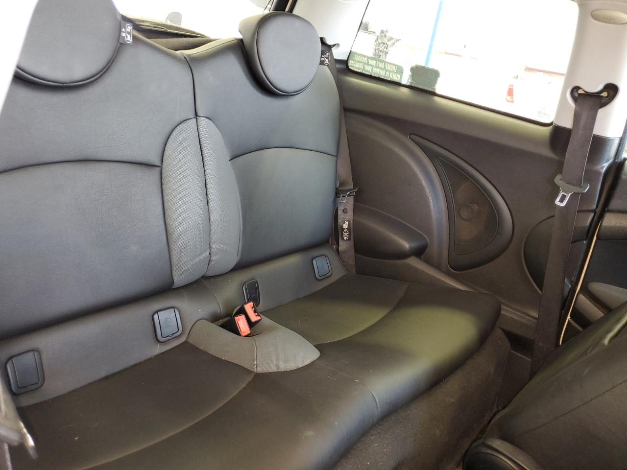 2010 Mini Cooper VIN: WMWMF3C57ATZ22206 Lot: 63657634