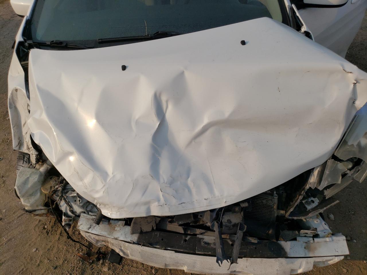 2012 Mazda 5 - Image 12