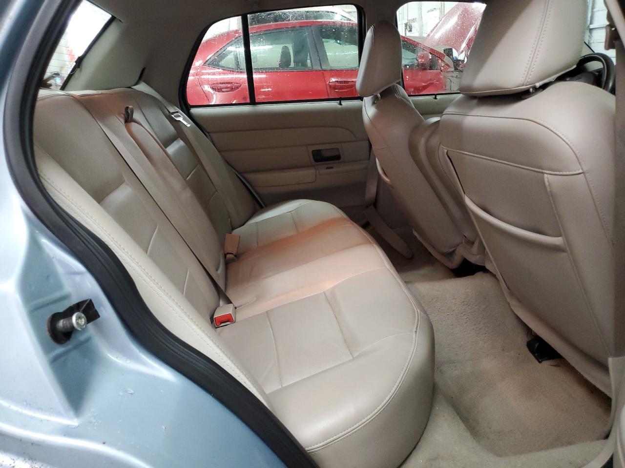 2007 Ford Crown Victoria Lx VIN: 2FAFP74VX7X147674 Lot: 64880014