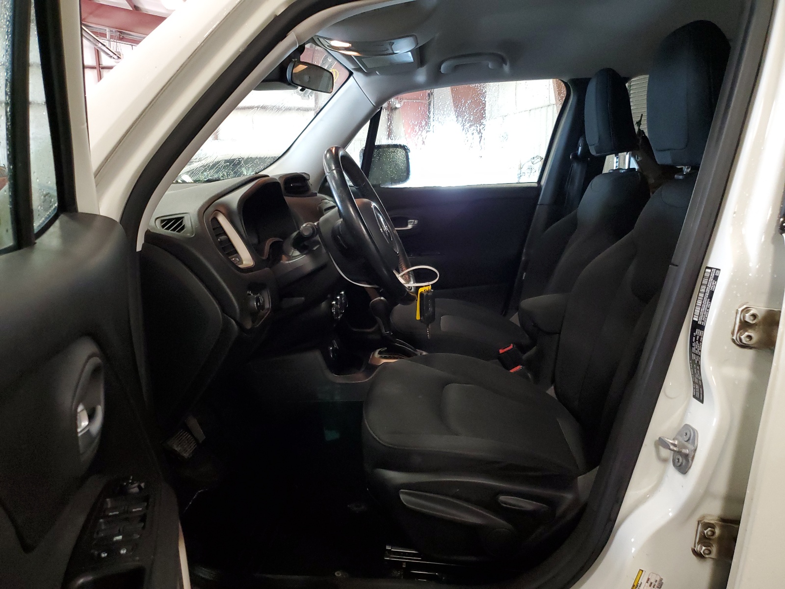 ZACCJBBT6FPB95912 2015 Jeep Renegade Latitude