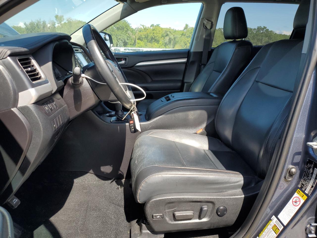 2019 Toyota Highlander Se VIN: 5TDKZRFH9KS320384 Lot: 63173844