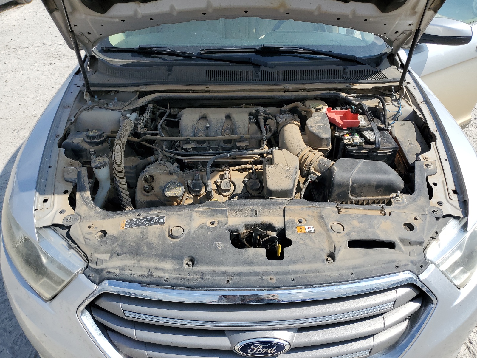 1FAHP2E86EG137554 2014 Ford Taurus Sel