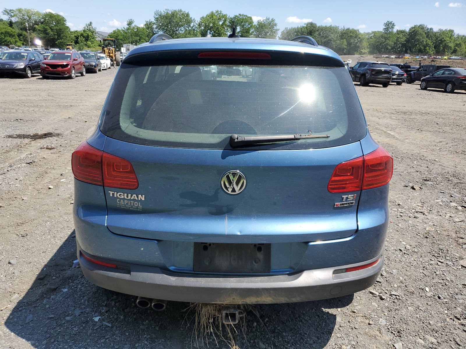 WVGBV7AX3HK002013 2017 Volkswagen Tiguan S