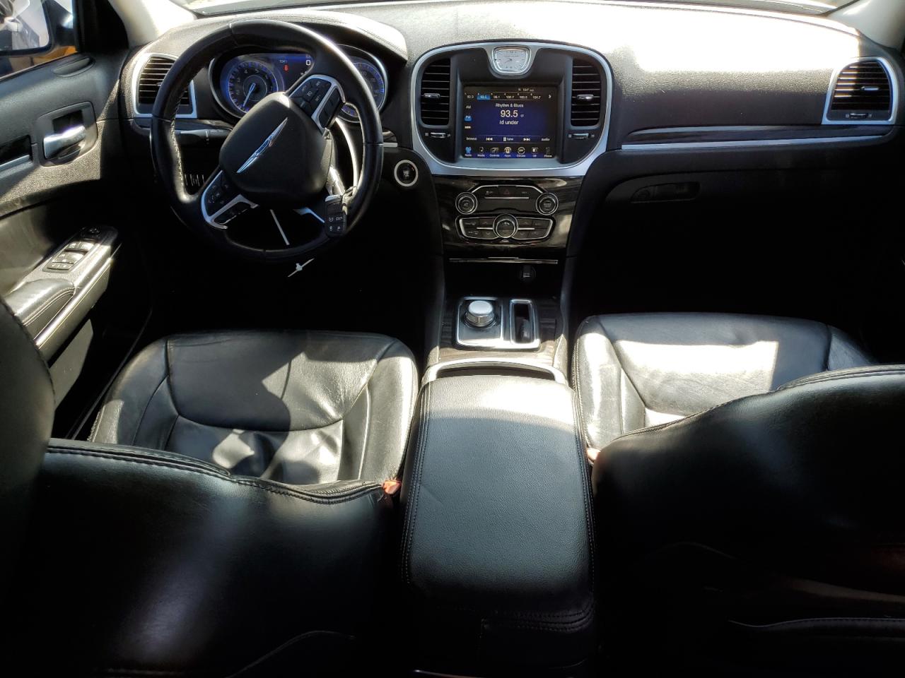 2015 Chrysler 300 Limited VIN: 2C3CCAAGXFH931507 Lot: 65014294