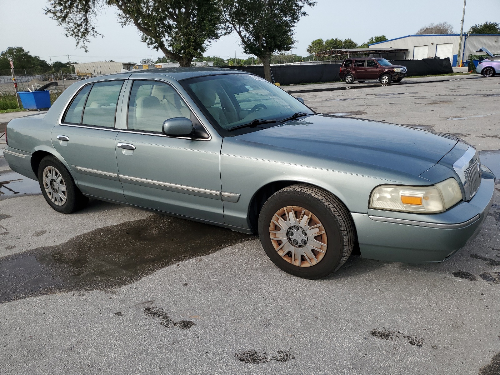 2MEFM74VX6X606752 2006 Mercury Grand Marquis Gs