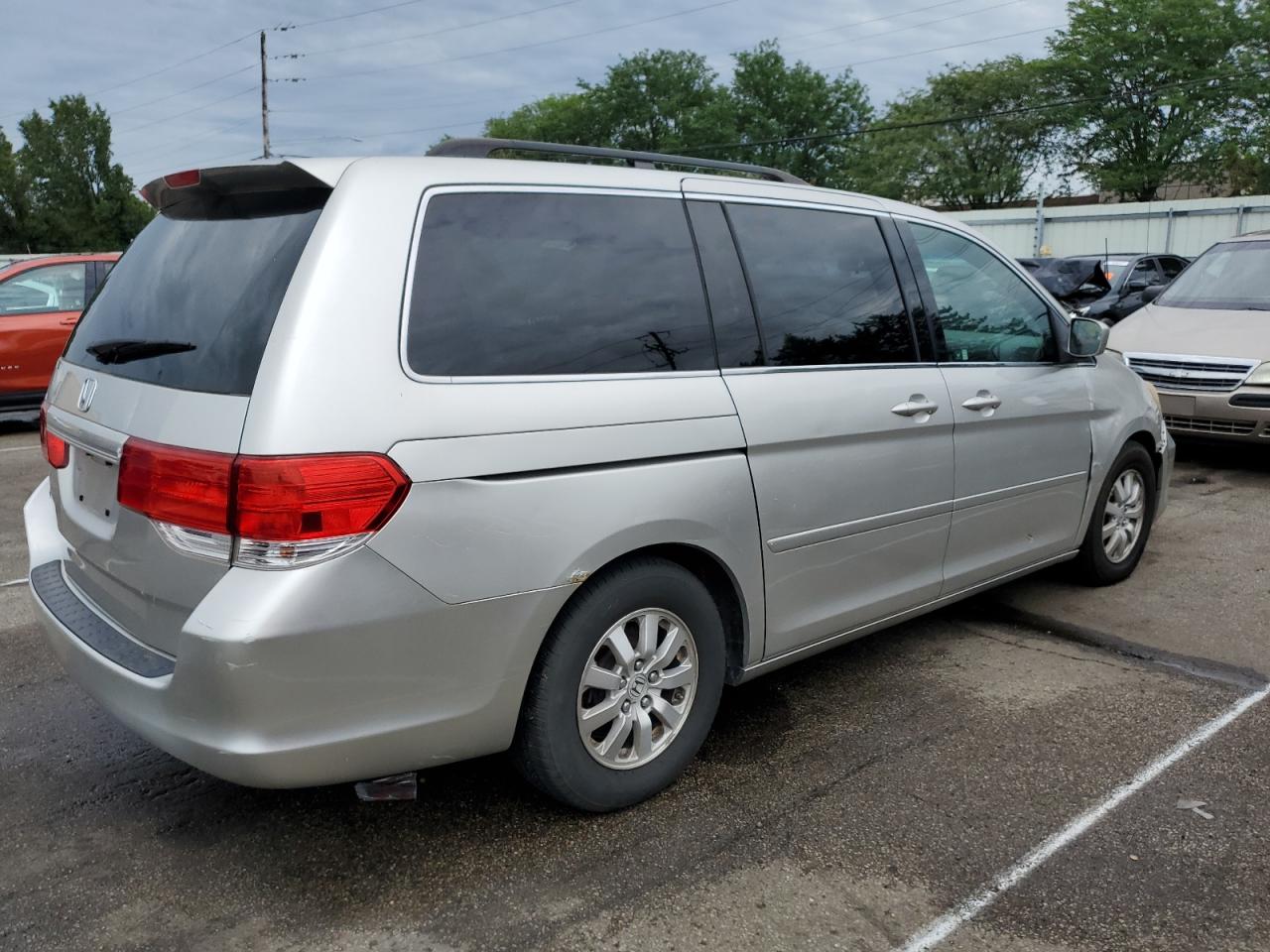 2008 Honda Odyssey - Image 3