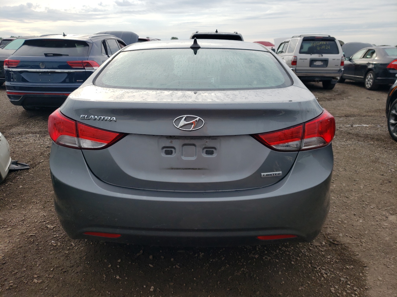 5NPDH4AE7DH370897 2013 Hyundai Elantra Gls