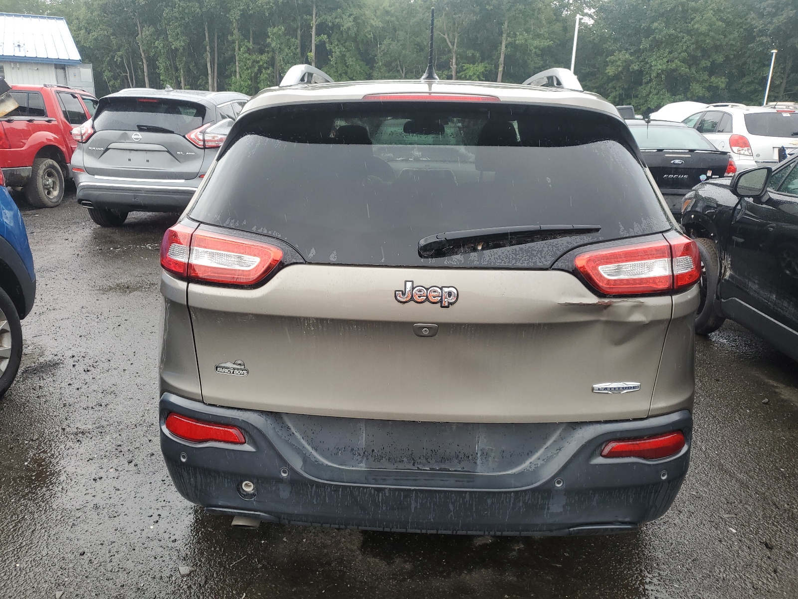 2016 Jeep Cherokee Latitude vin: 1C4PJLCB7GW351876