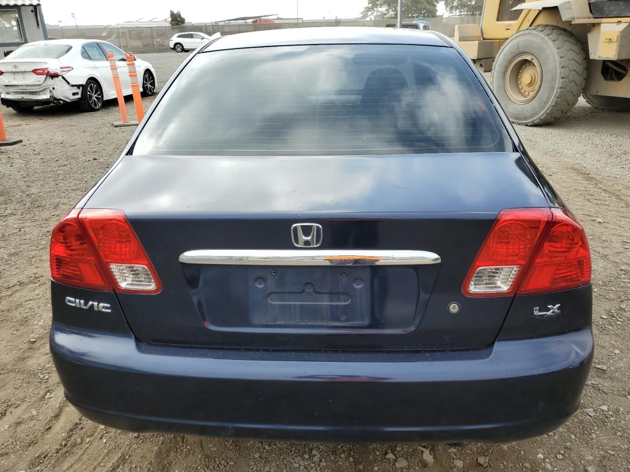 2003 Honda Civic Lx VIN: 2HGES16563H583555 Lot: 65586844