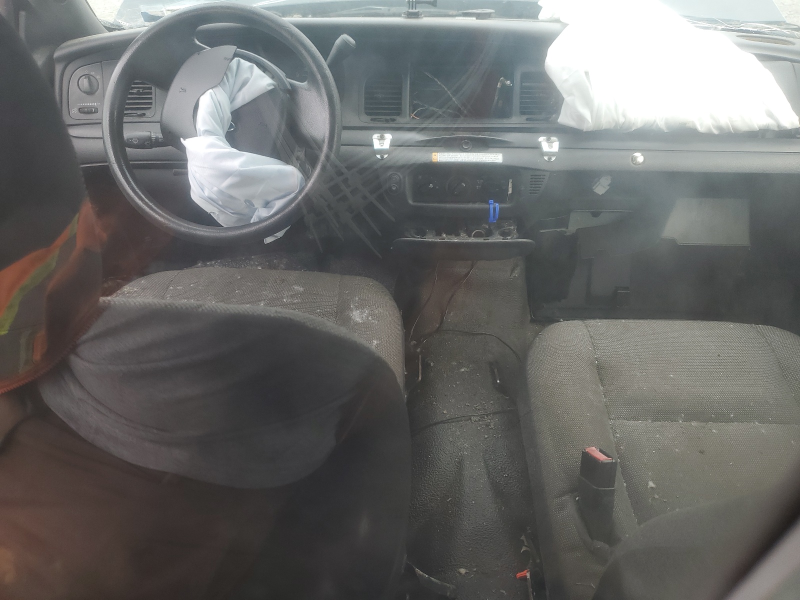 2FAHP71WX7X100926 2007 Ford Crown Victoria Police Interceptor